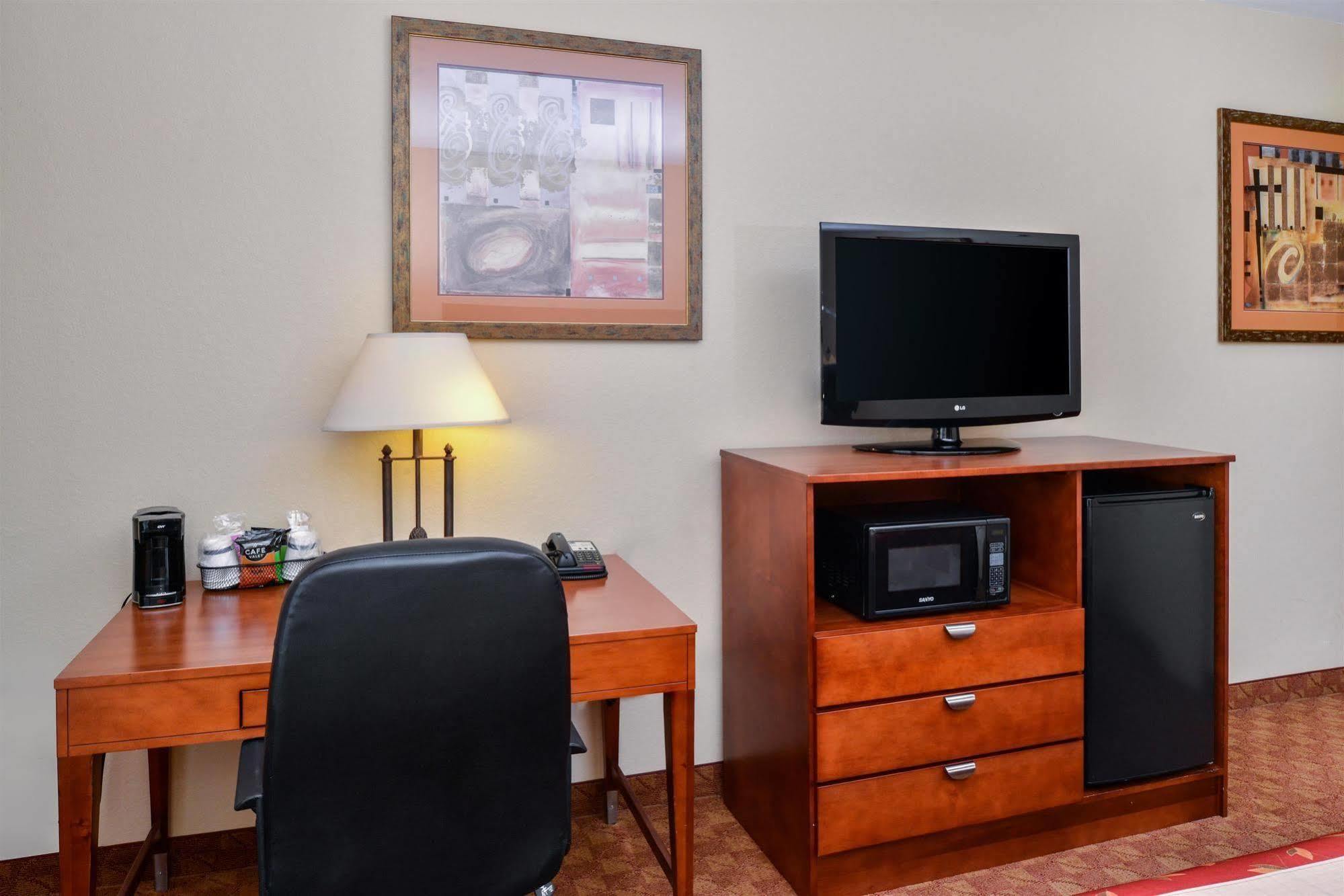 Americas Best Value Inn & Suites-Livingston Εξωτερικό φωτογραφία